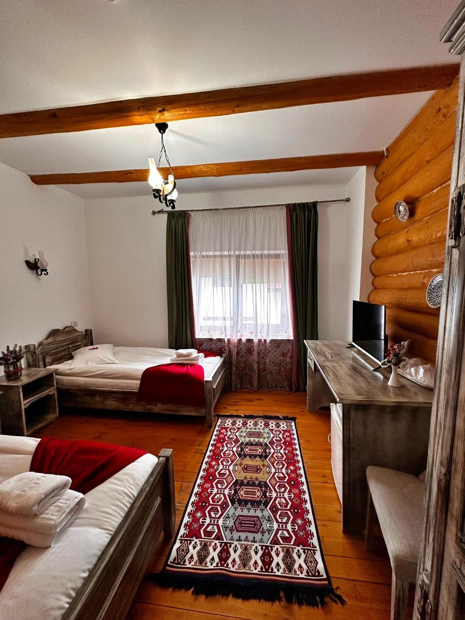 Domeniul Haiducilor Bucovina Suceava Buitenkant foto